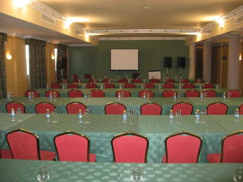 Cristina-Enea Hotel Valdeganga Bagian luar foto